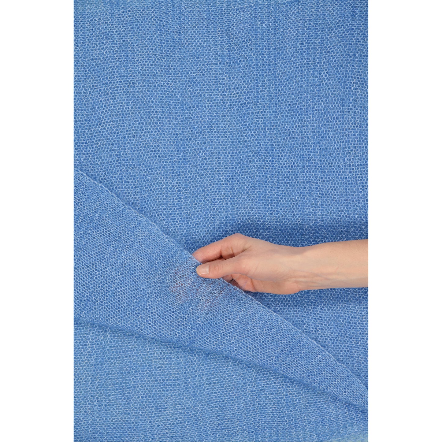 BRUME - a cosy scarf LIGHT BLUE