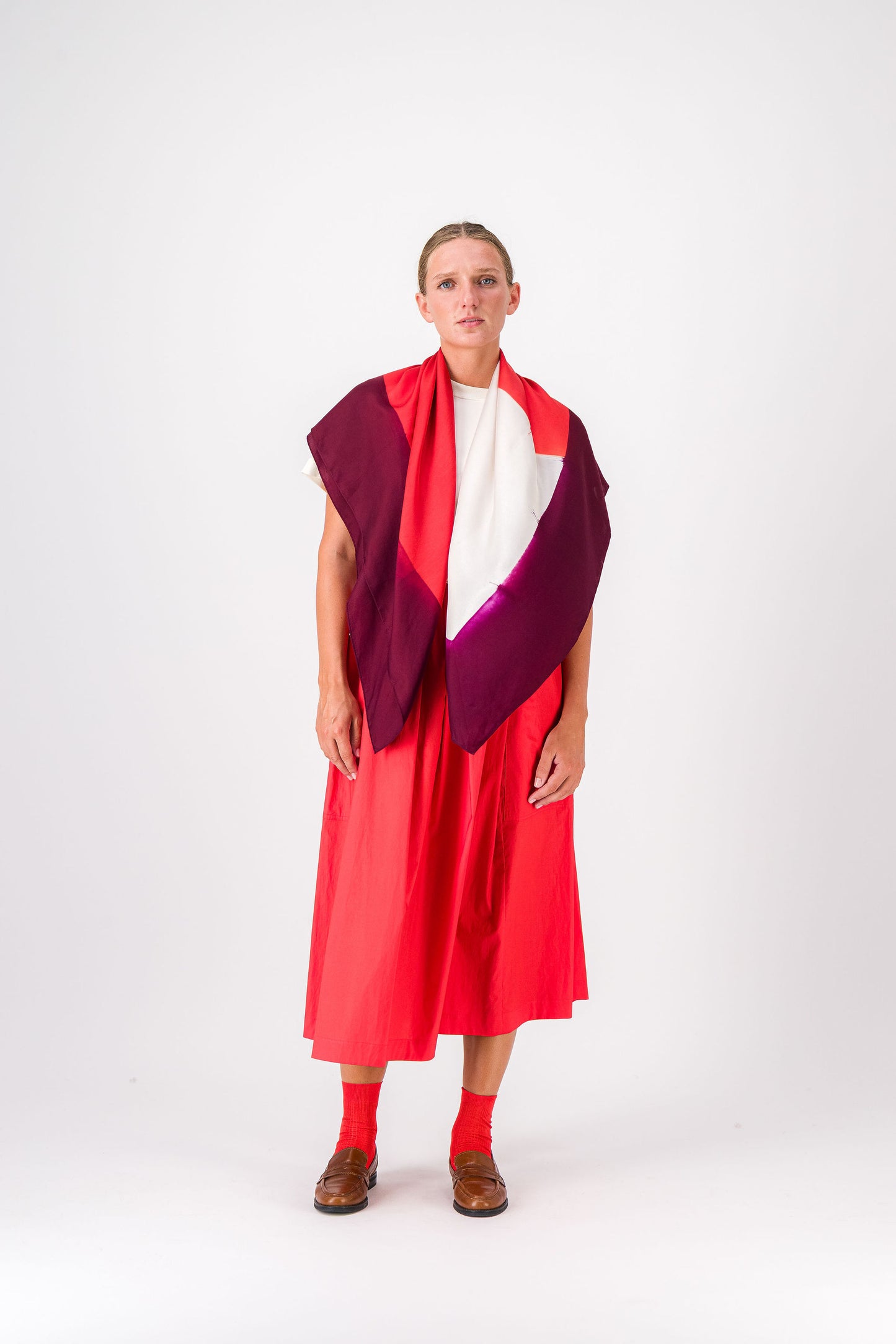 AIRE - SILK SQUARE CASSIS & RED