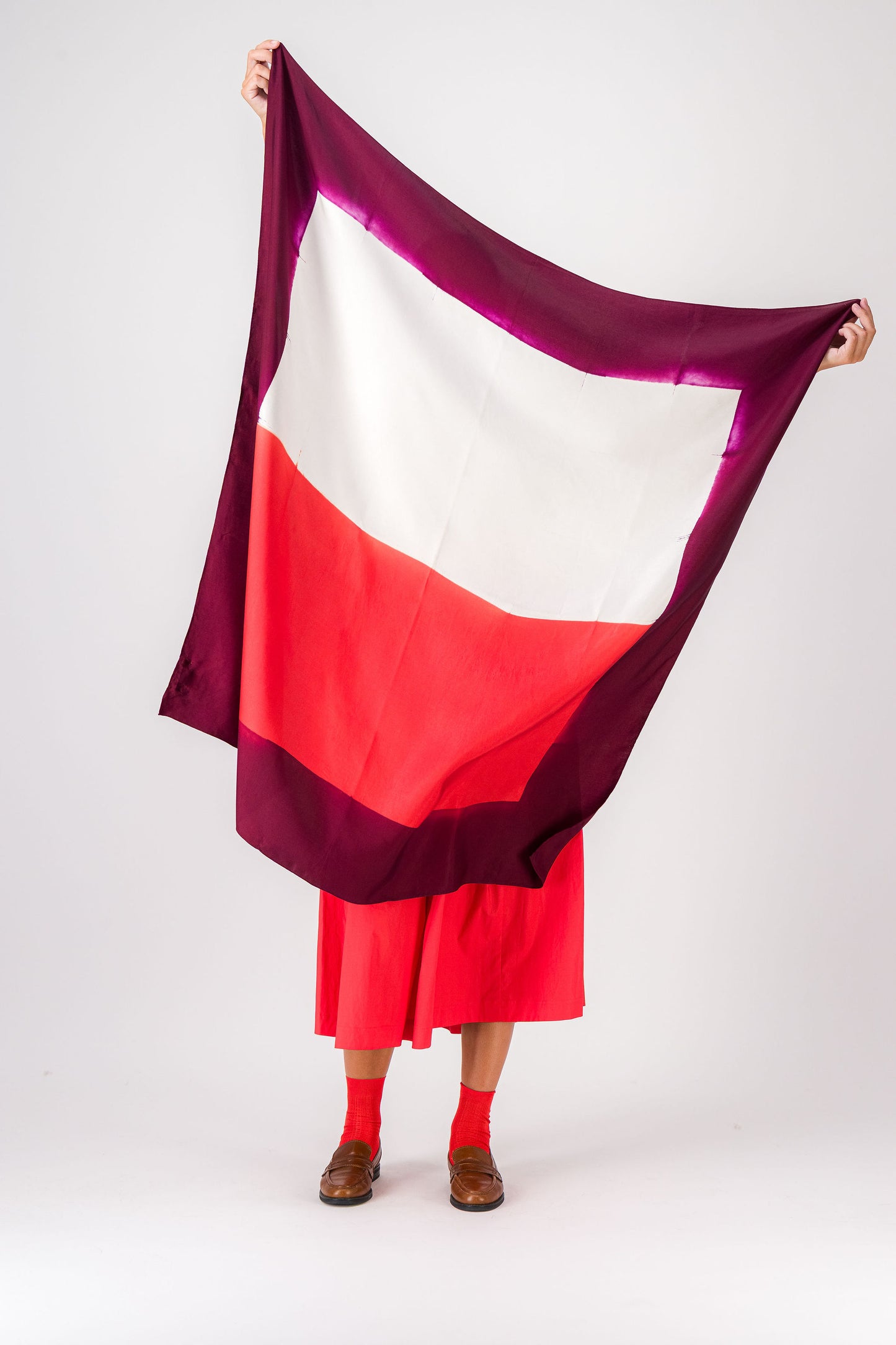 AIRE - SILK SQUARE CASSIS & RED