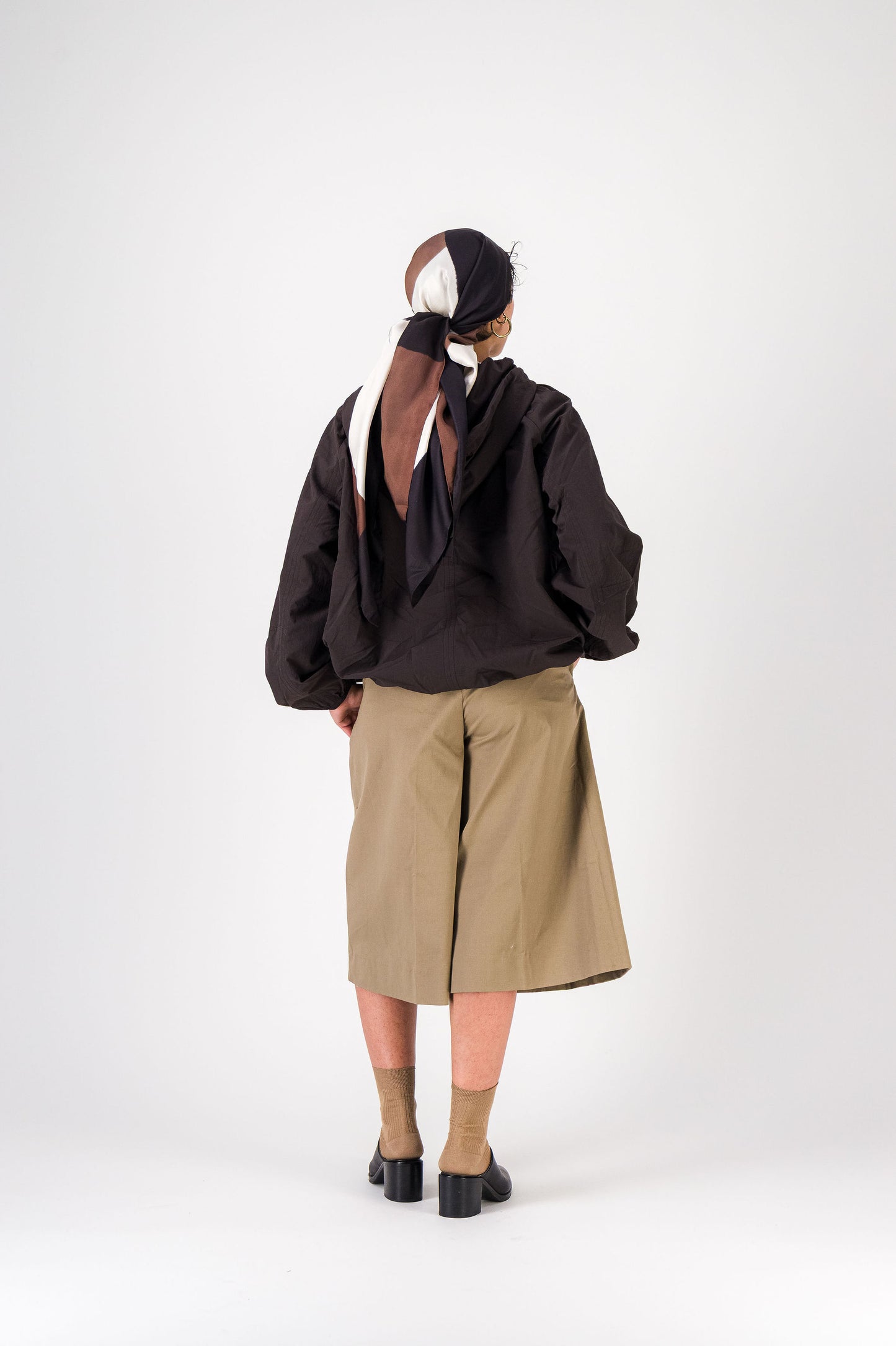 ETENDUES - silk square MOKA & BLACK
