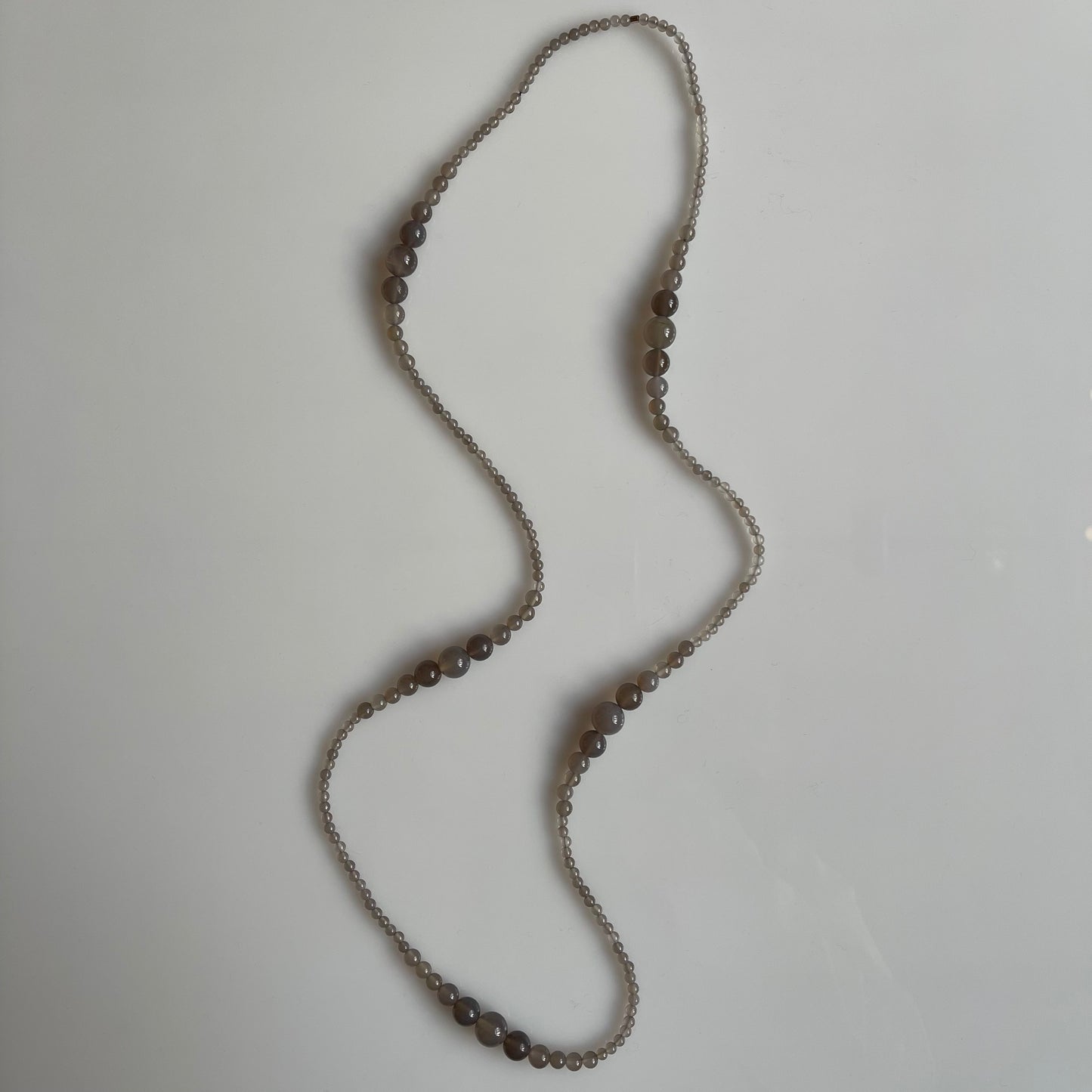 INTERVALLE - Collier de perle AGATE GRISE
