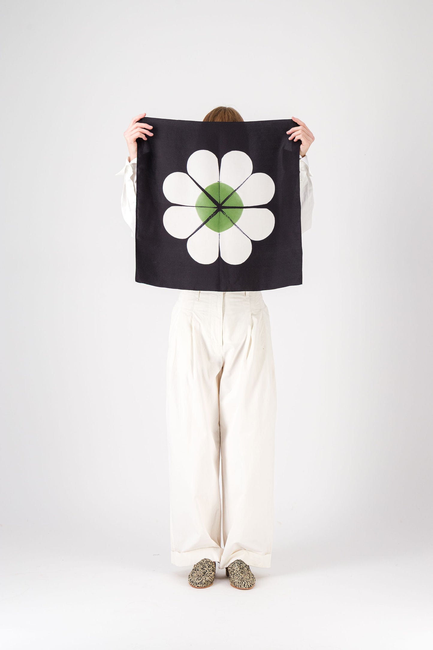 MARGUERITE - Silk Bandana GREEN 422 & BLACK