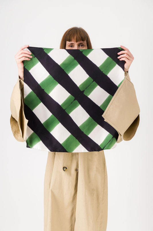 PIQUE-NIQUE - Silk bandana GREEN 422 & BLACK