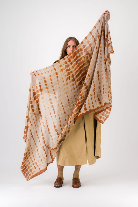 RIVE - shibori cashmere shawl COGNAC