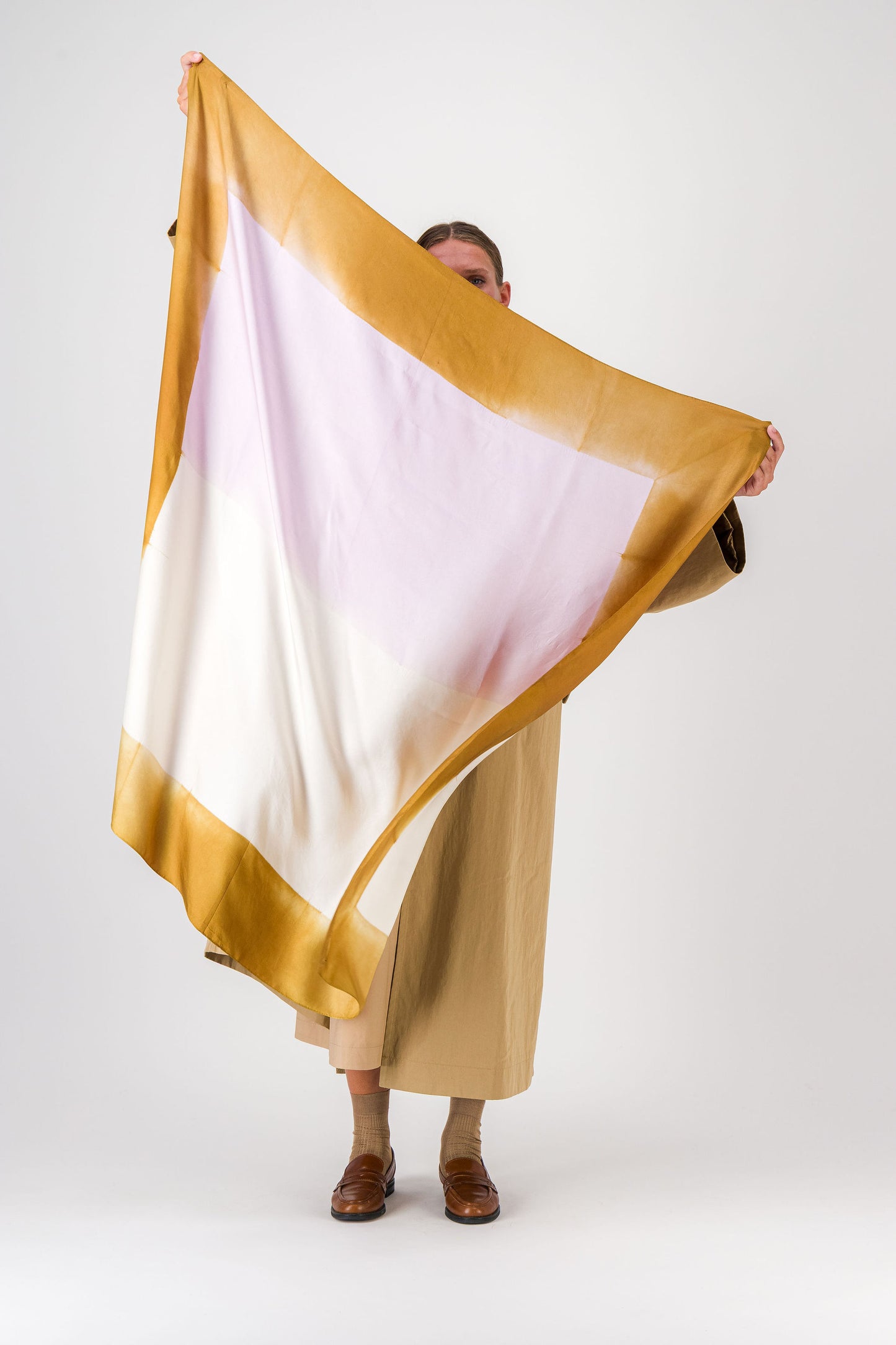 AIRE - SILK SQUARE GOLD & LILAC