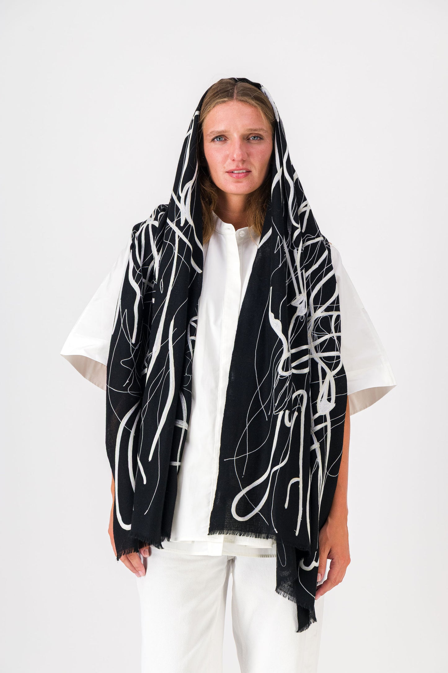 SPLASH - MERINO SCARF BLACK