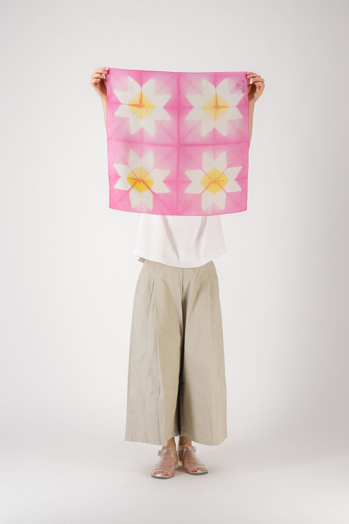 ss27bandana-Fullbody-RAW-256