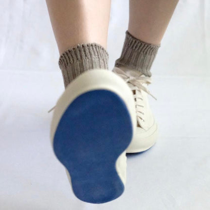 CHAUSSETTES EN LIN - Nishiguchi Kutsushita